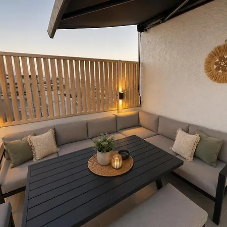 Socrates Penthouse *